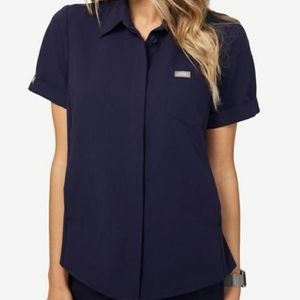 Navy Figs Pilar Scrub Top. Button Down. Large